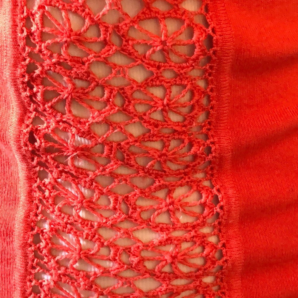 Top - Picture 2 of 4